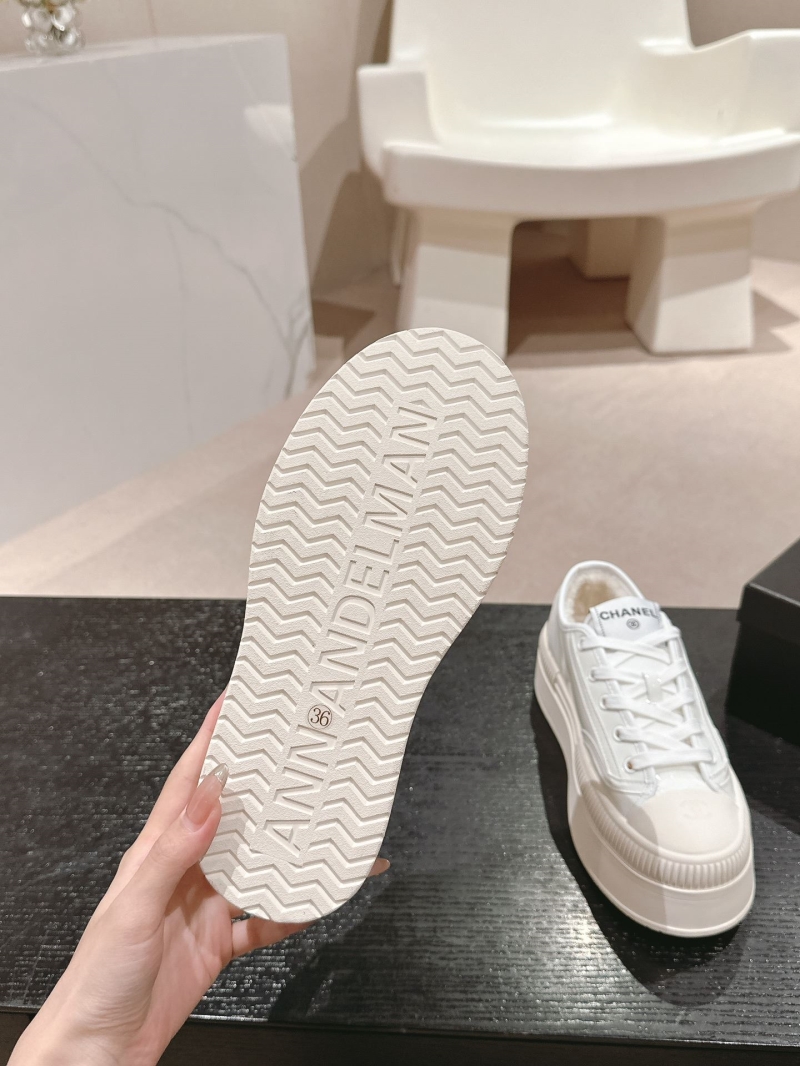 Ch**el sport shoes